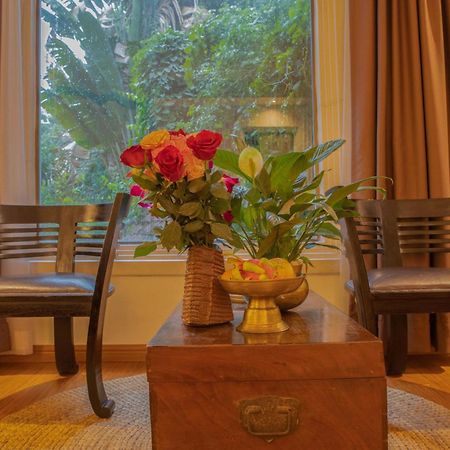 La Rose Suites Phnom Penh Exteriör bild