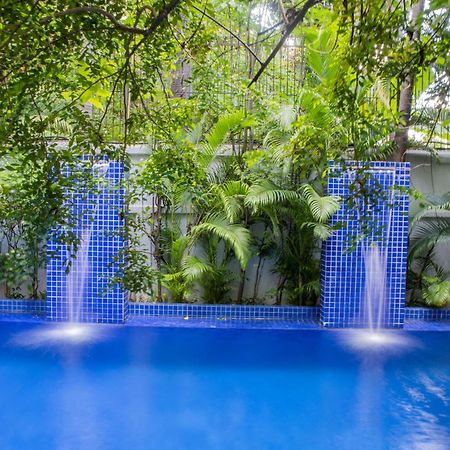 La Rose Suites Phnom Penh Exteriör bild