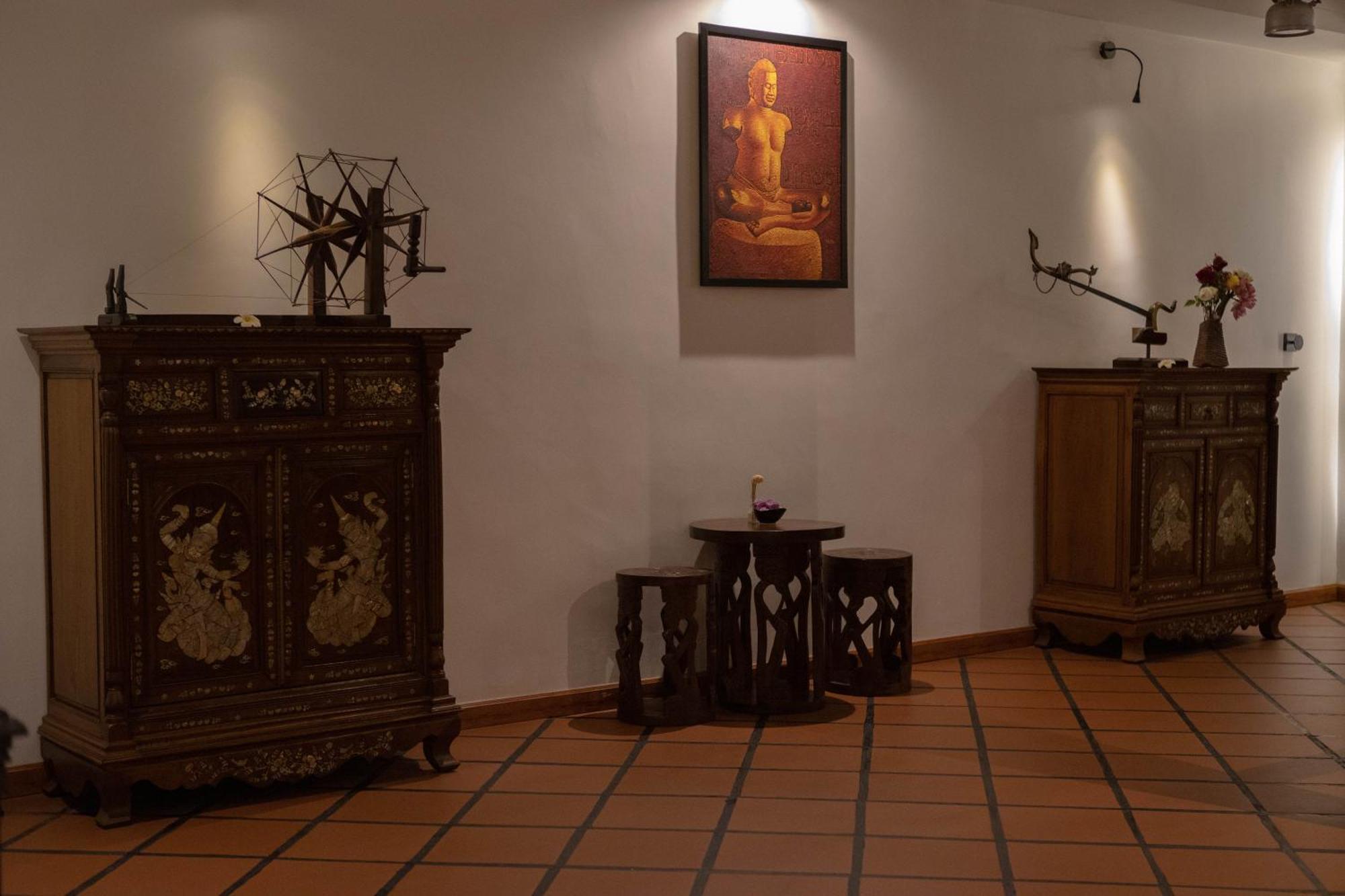 La Rose Suites Phnom Penh Exteriör bild