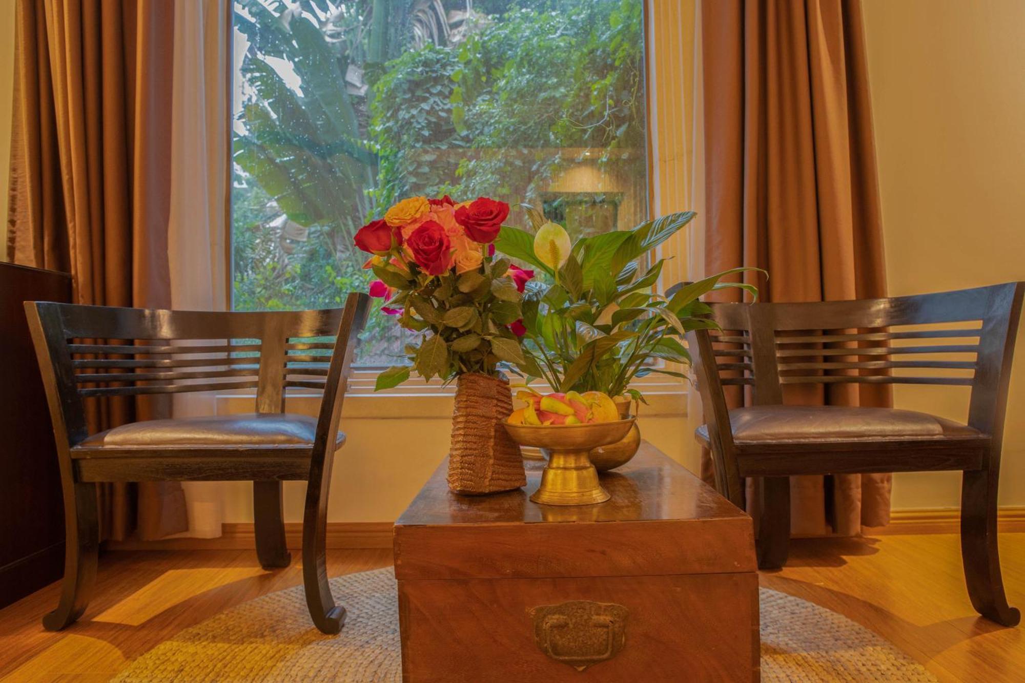 La Rose Suites Phnom Penh Exteriör bild