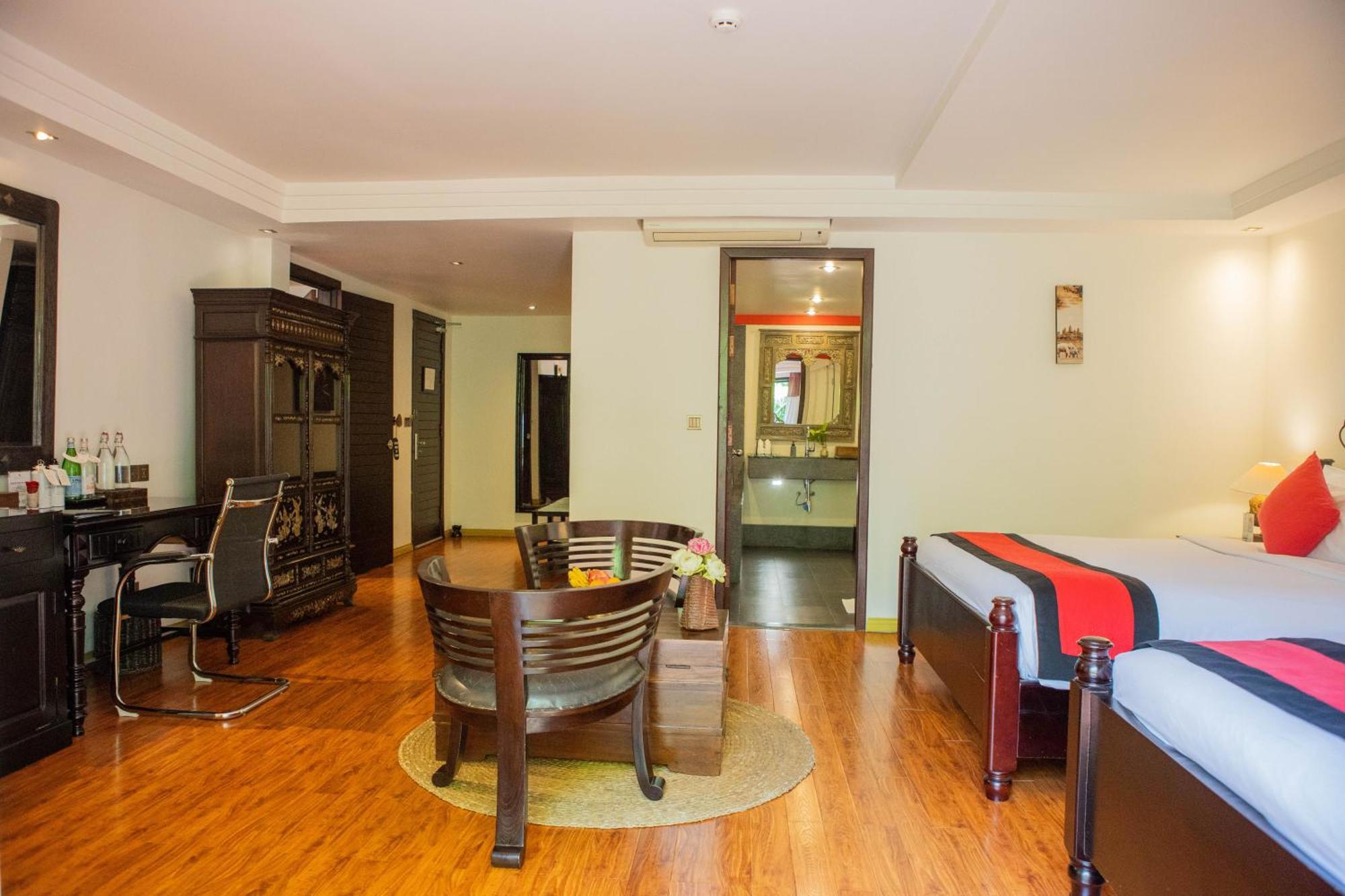 La Rose Suites Phnom Penh Exteriör bild