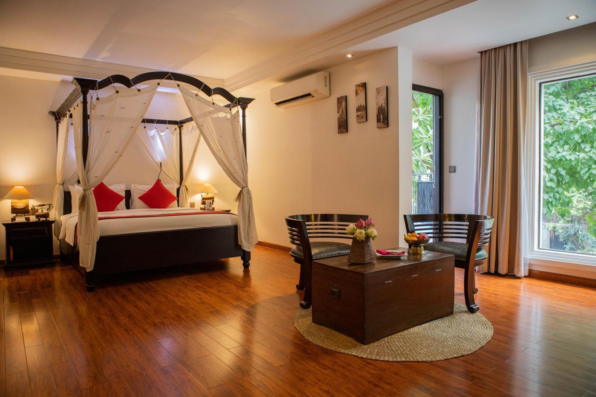 La Rose Suites Phnom Penh Exteriör bild
