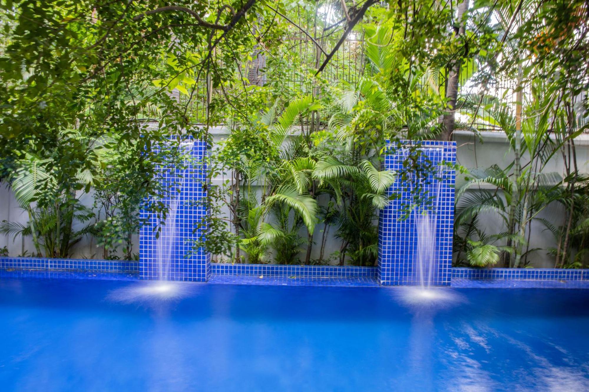 La Rose Suites Phnom Penh Exteriör bild