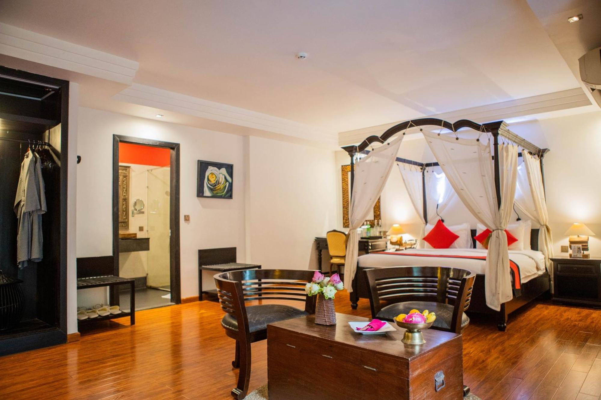 La Rose Suites Phnom Penh Exteriör bild