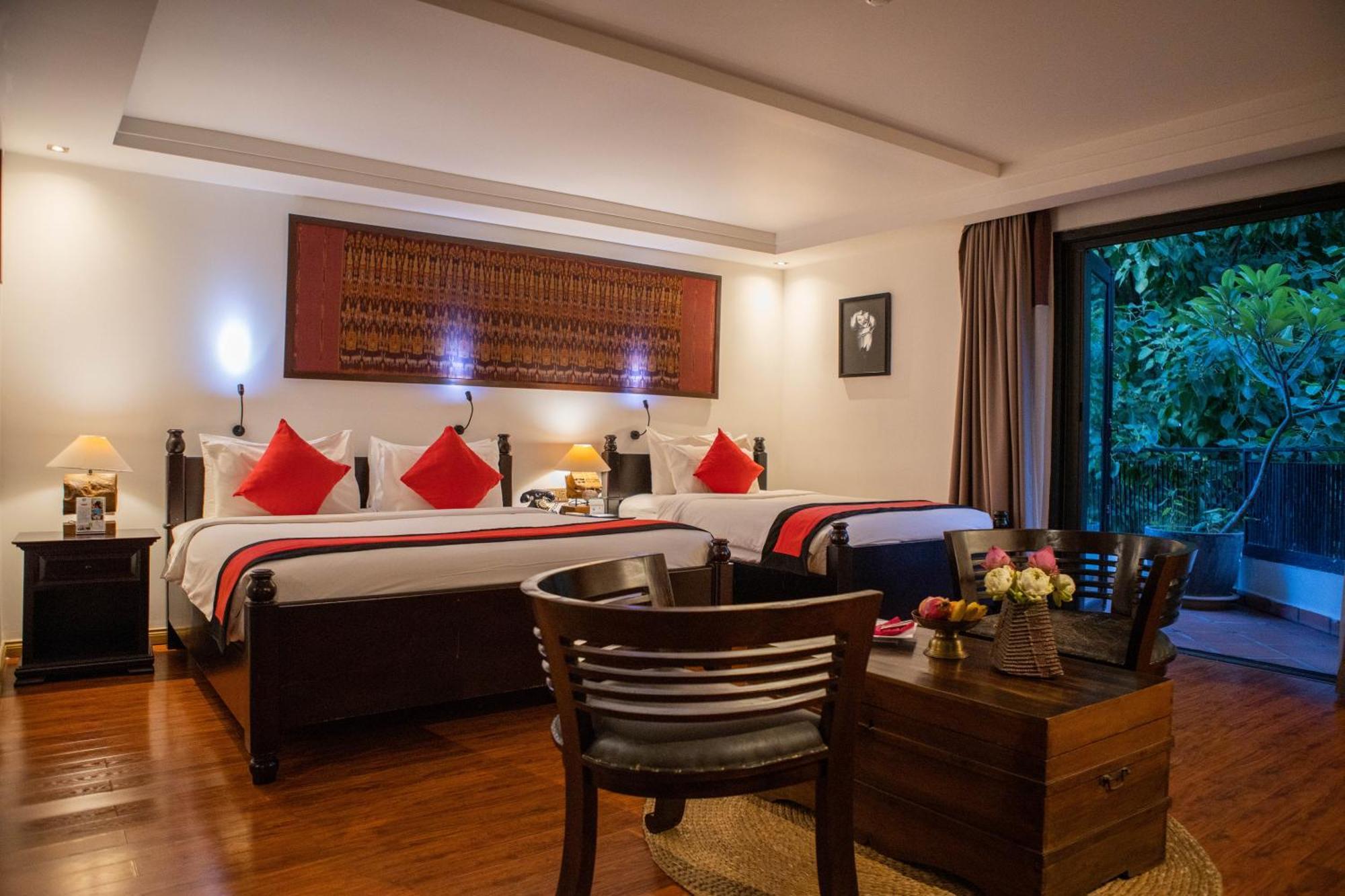 La Rose Suites Phnom Penh Exteriör bild